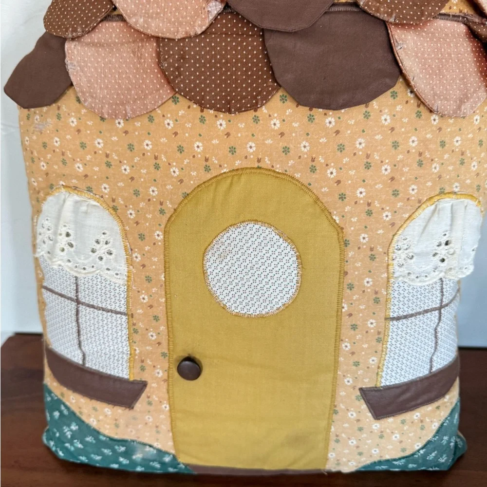 Patch‎ Victorian House Pillow 12x16” Appliqué Quilt Pattern decor